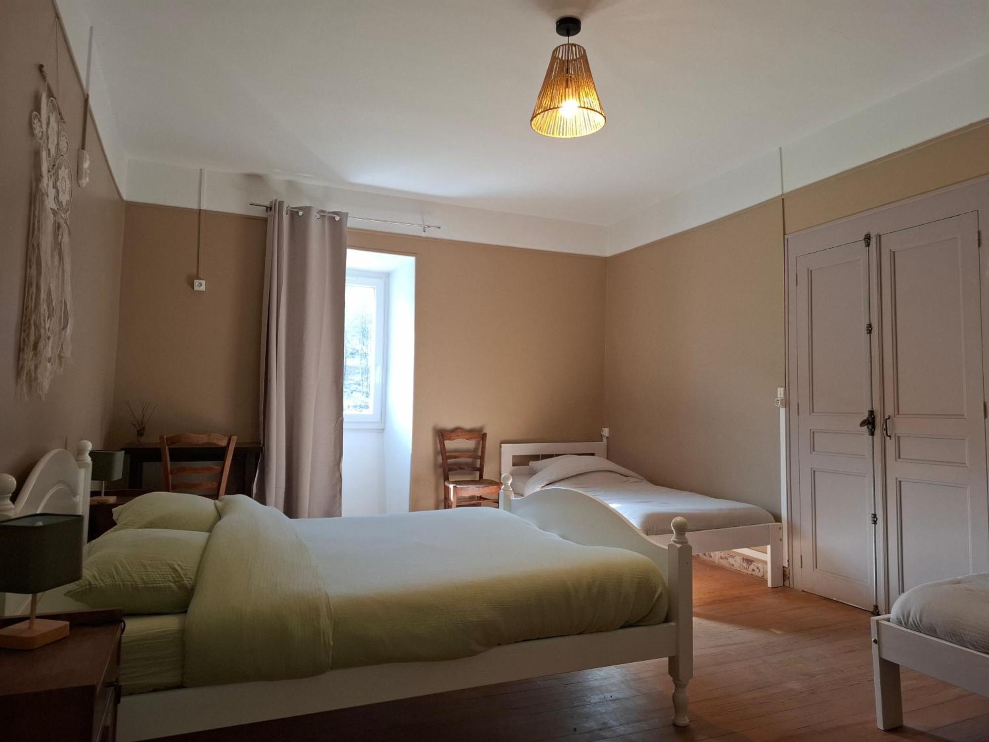 Auberge Arthea Laviolle Exterior foto