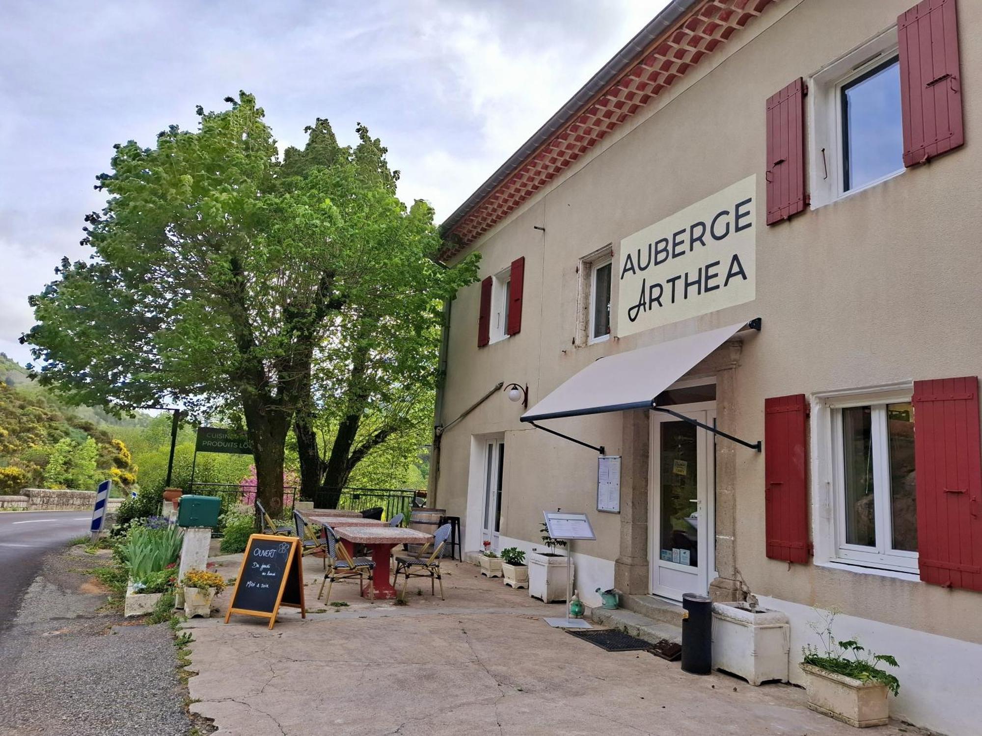 Auberge Arthea Laviolle Exterior foto